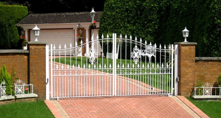 Sliding Driveway Gate Installation West Hollywood